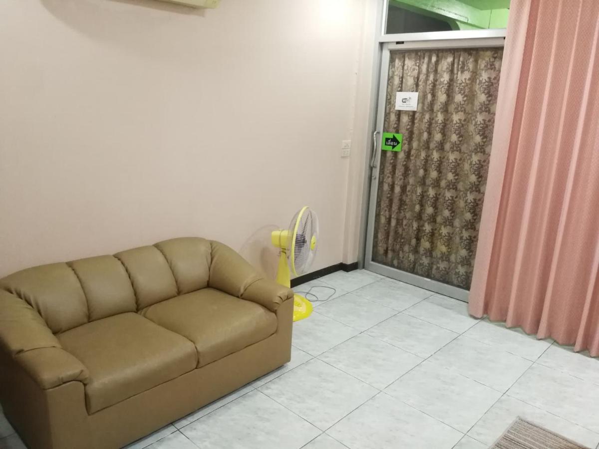 Apartamento estudio de 20 m² en Centro Comercial de Khon Kaen, con 0 baño privado. Exterior foto